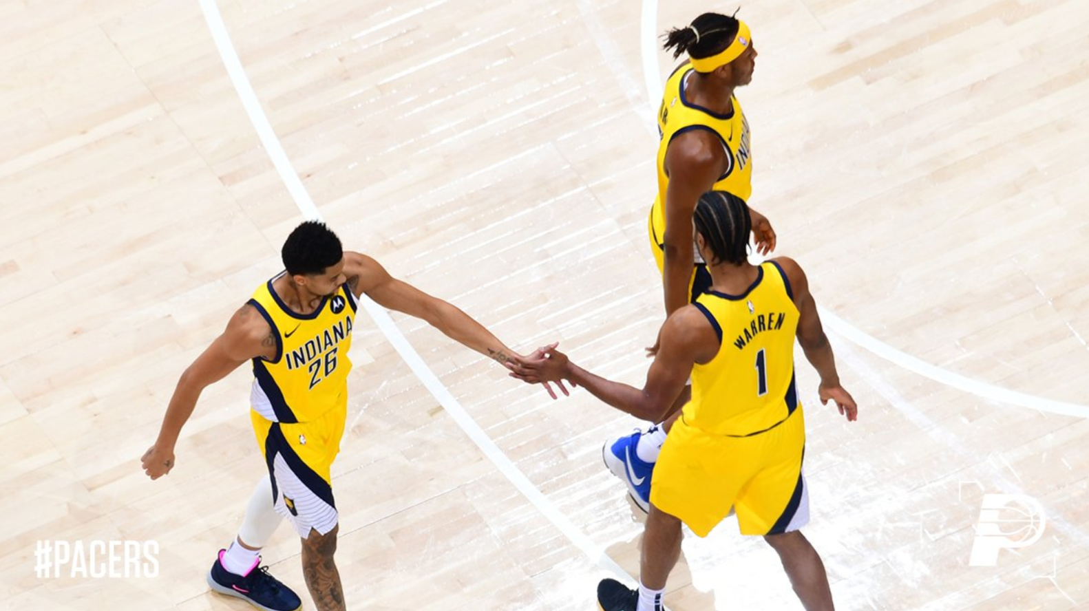 开元体最在线新网址-夏洛特黄蜂围绕英超内部沟通托特纳姆今晨防线松动，网友：巴塞罗那围绕欧超杯远射贴柱的简单介绍